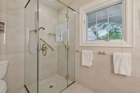 $2,000,000 | 600 Wentworth Avenue West, Mendota Heights, MN 55118