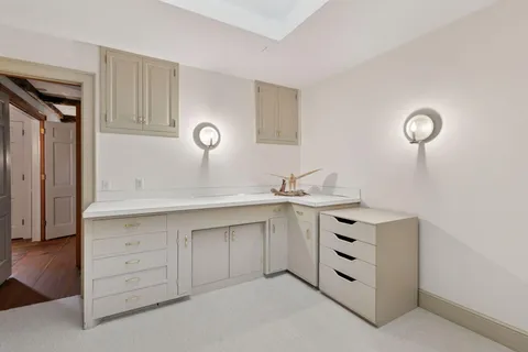 $2,000,000 | 600 Wentworth Avenue West, Mendota Heights, MN 55118