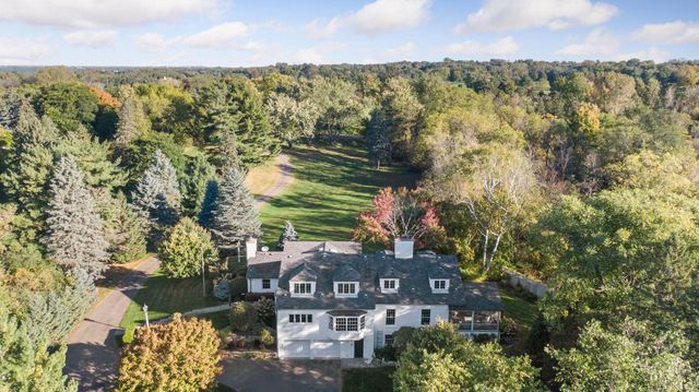 $2,000,000 | 600 Wentworth Avenue West, Mendota Heights, MN 55118