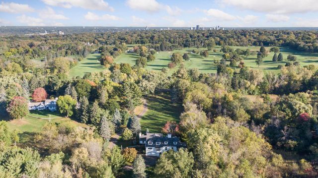 $2,000,000 | 600 Wentworth Avenue West, Mendota Heights, MN 55118