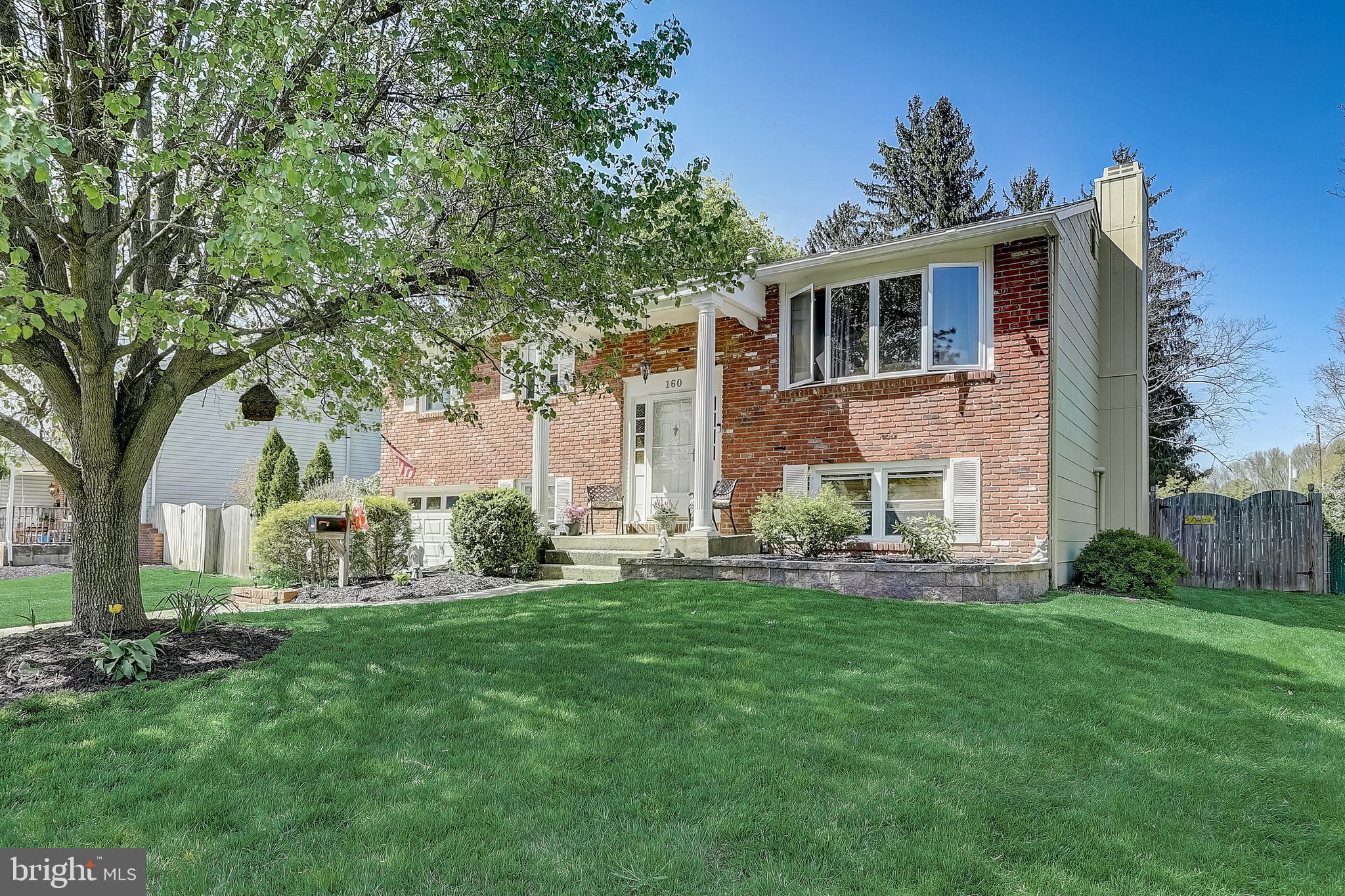 160 Glenbrook Drive Mount Laurel, NJ 08054 - Photo 2 of 40