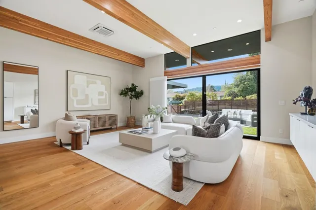 $4,498,000 | 1617 Corte Via, Los Altos, CA 94024