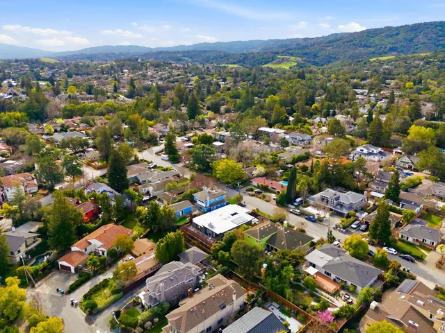 $4,498,000 | 1617 Corte Via, Los Altos, CA 94024