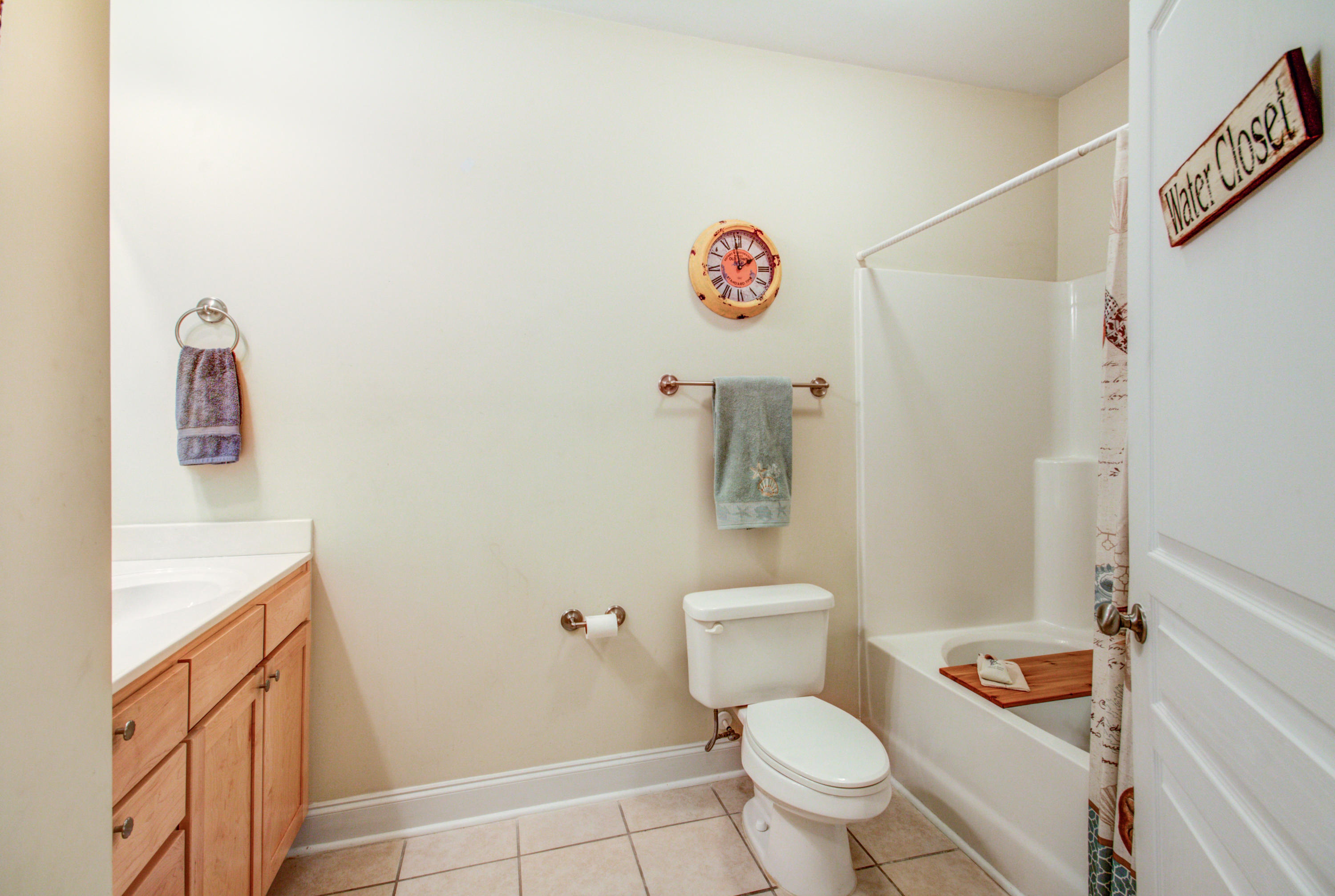 1112 Basildon Road Mount Pleasant, SC 29466 - Photo 13 of 35 Guest bath