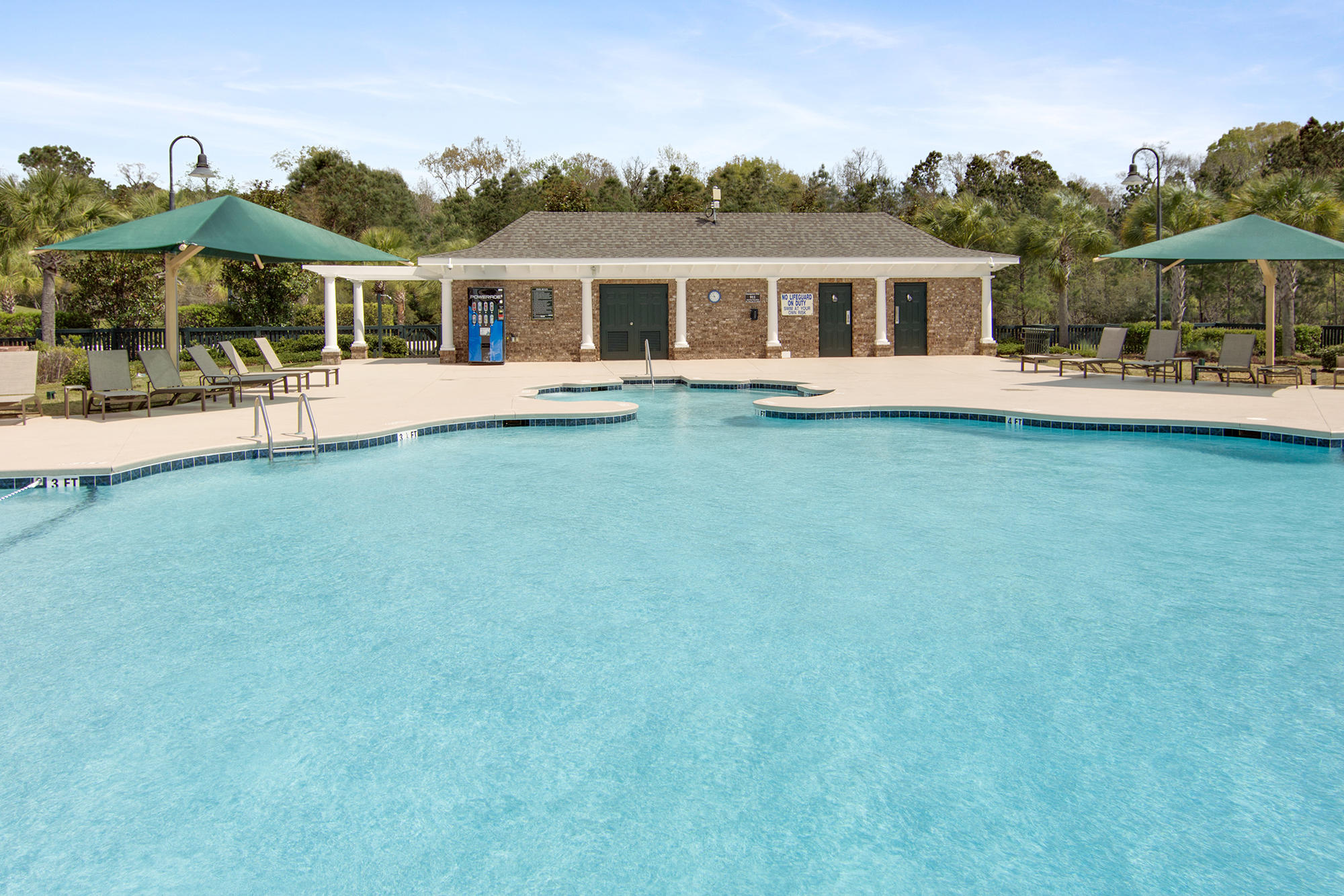 1112 Basildon Road Mount Pleasant, SC 29466 - Photo 20 of 35 Neighborhood Pool