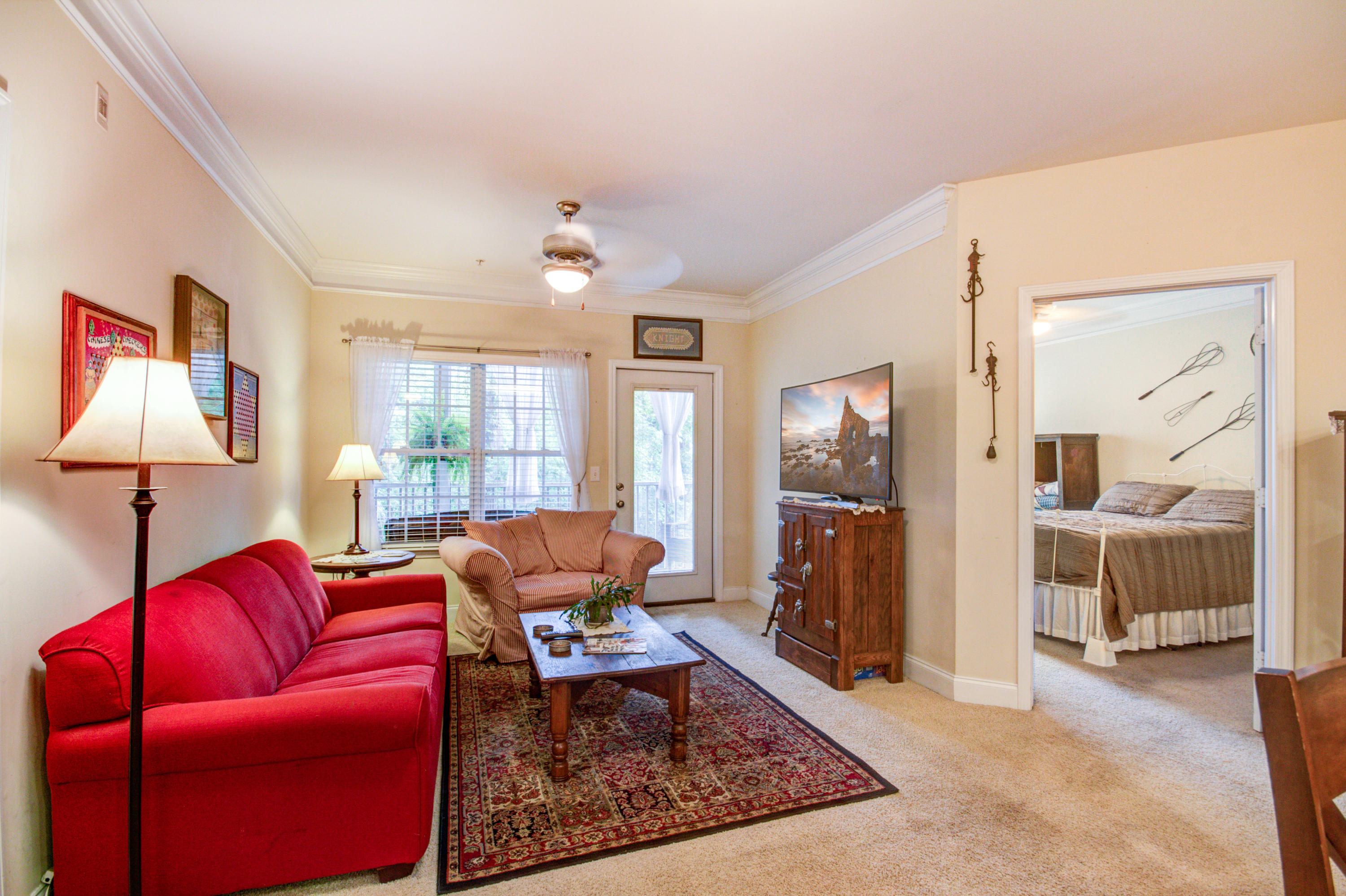 1112 Basildon Road Mount Pleasant, SC 29466 - Photo 5 of 35 Living room