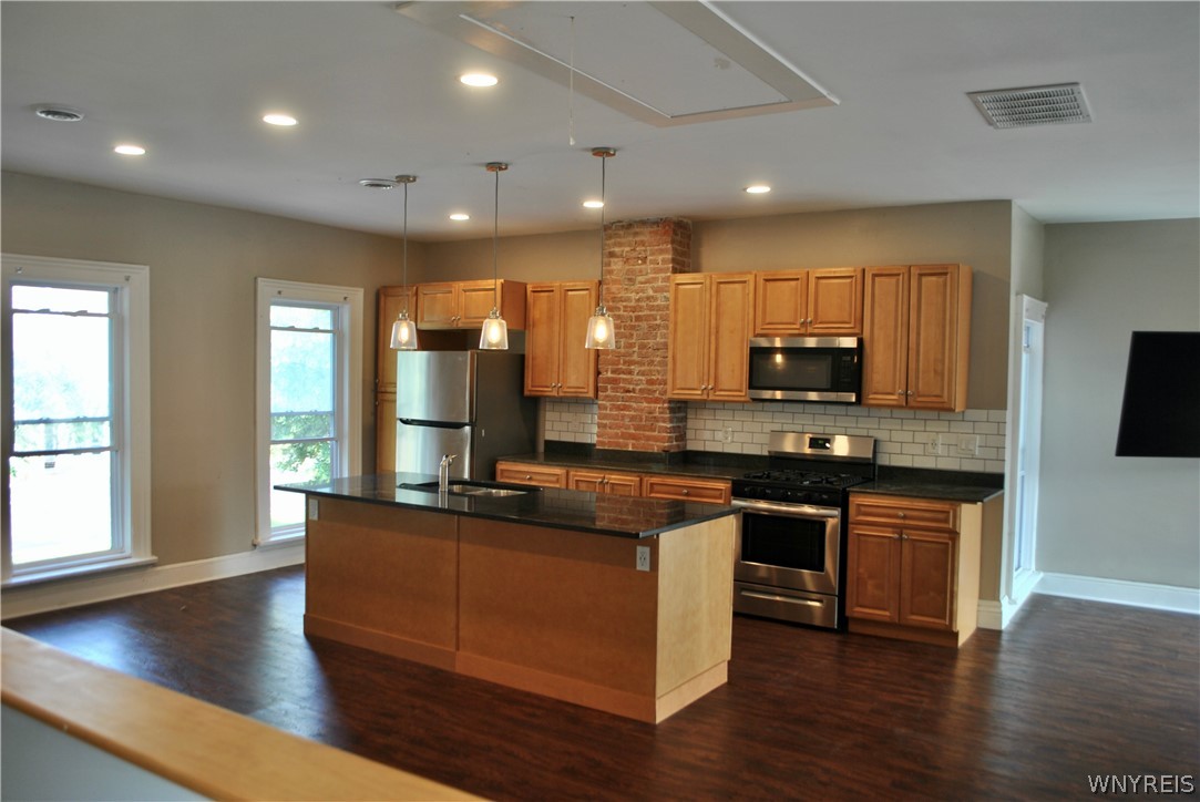 124 Normal Avenue, Unit 2 Buffalo, NY 14213 - Photo 4 of 14
