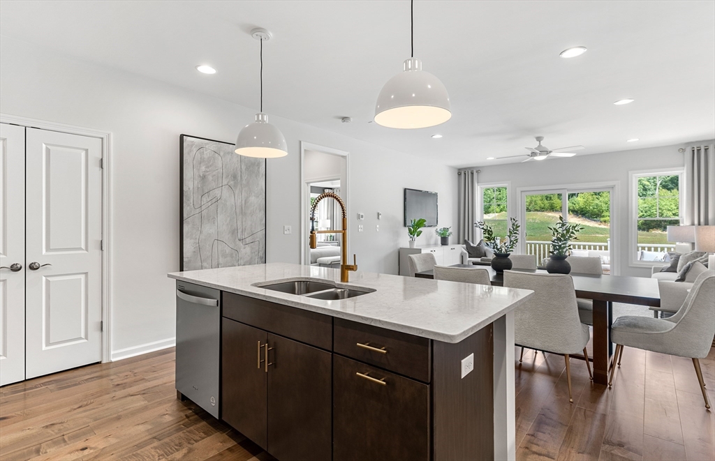 3 Weathervane Drive, Unit 1 Walpole, MA 02081 - Photo 5 of 28