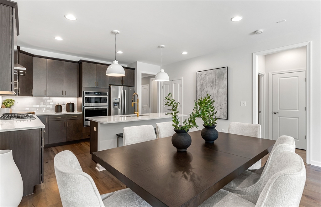 3 Weathervane Drive, Unit 1 Walpole, MA 02081 - Photo 7 of 28