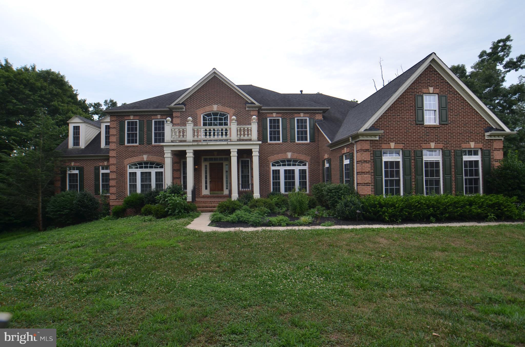 Exterior (Front)