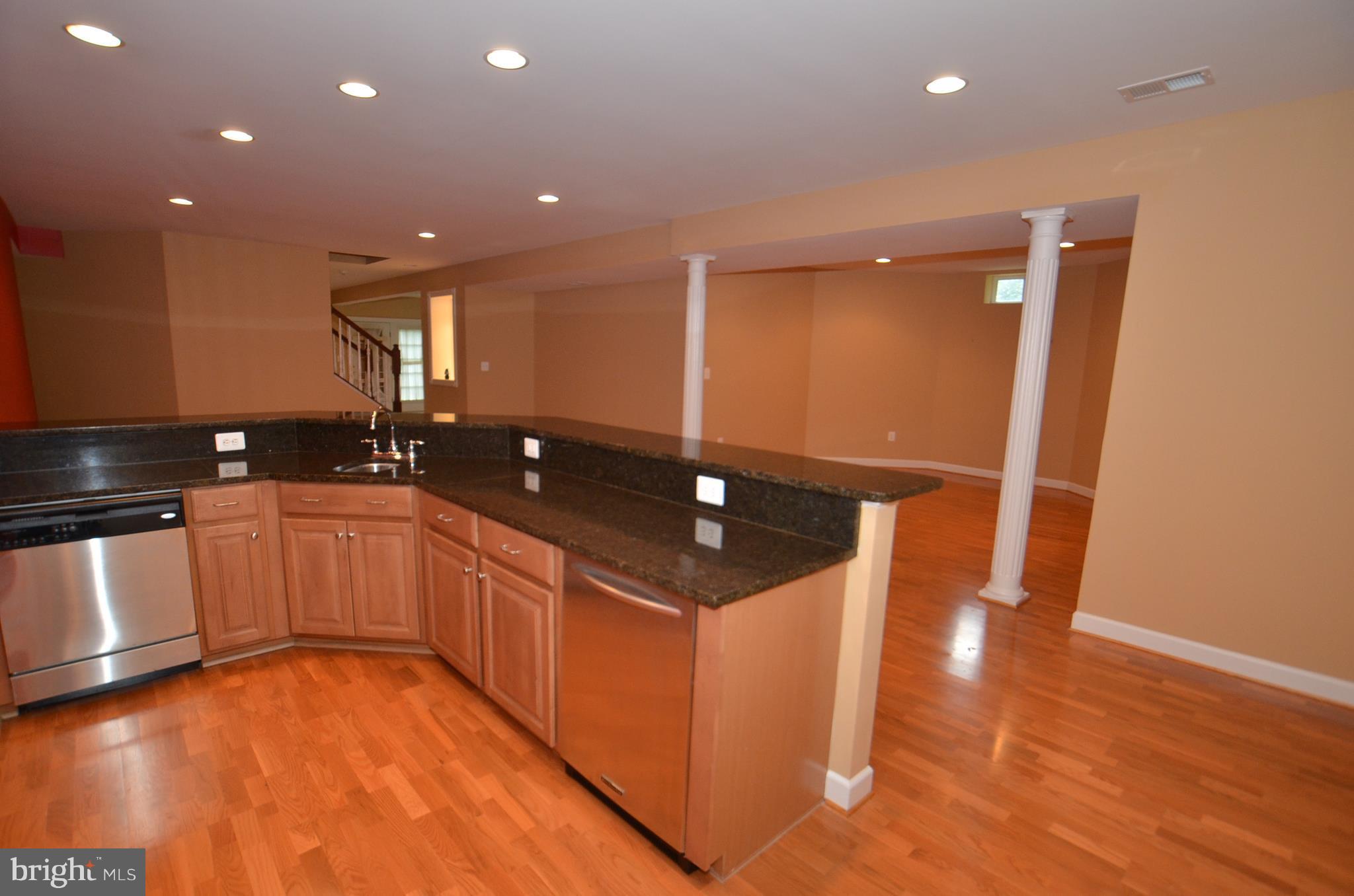 14337 Howard Road Glenelg, MD 21737 - Photo 18 of 30 Basement with built in bar