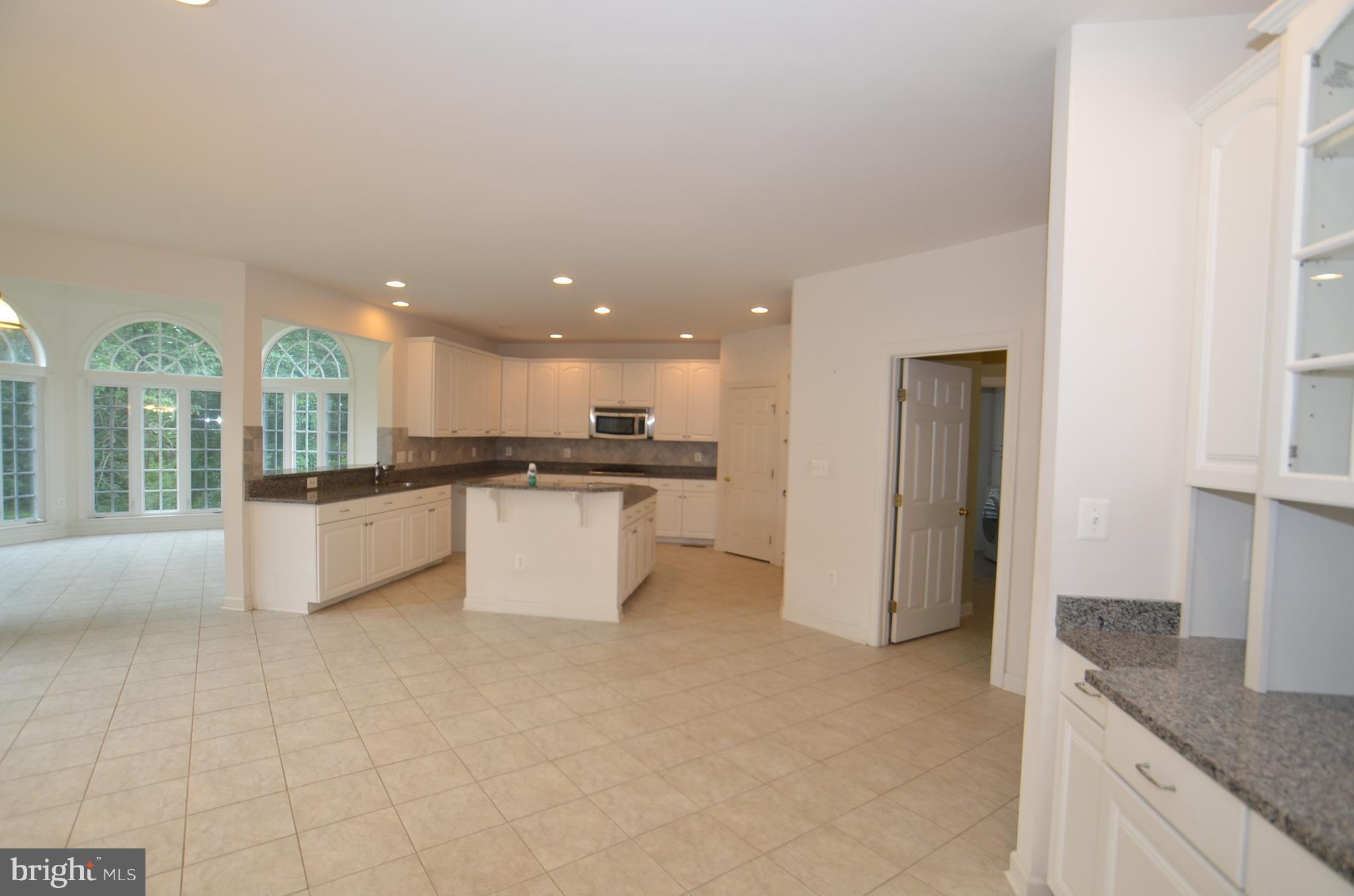 14337 Howard Road Glenelg, MD 21737 - Photo 9 of 30 Kitchen
