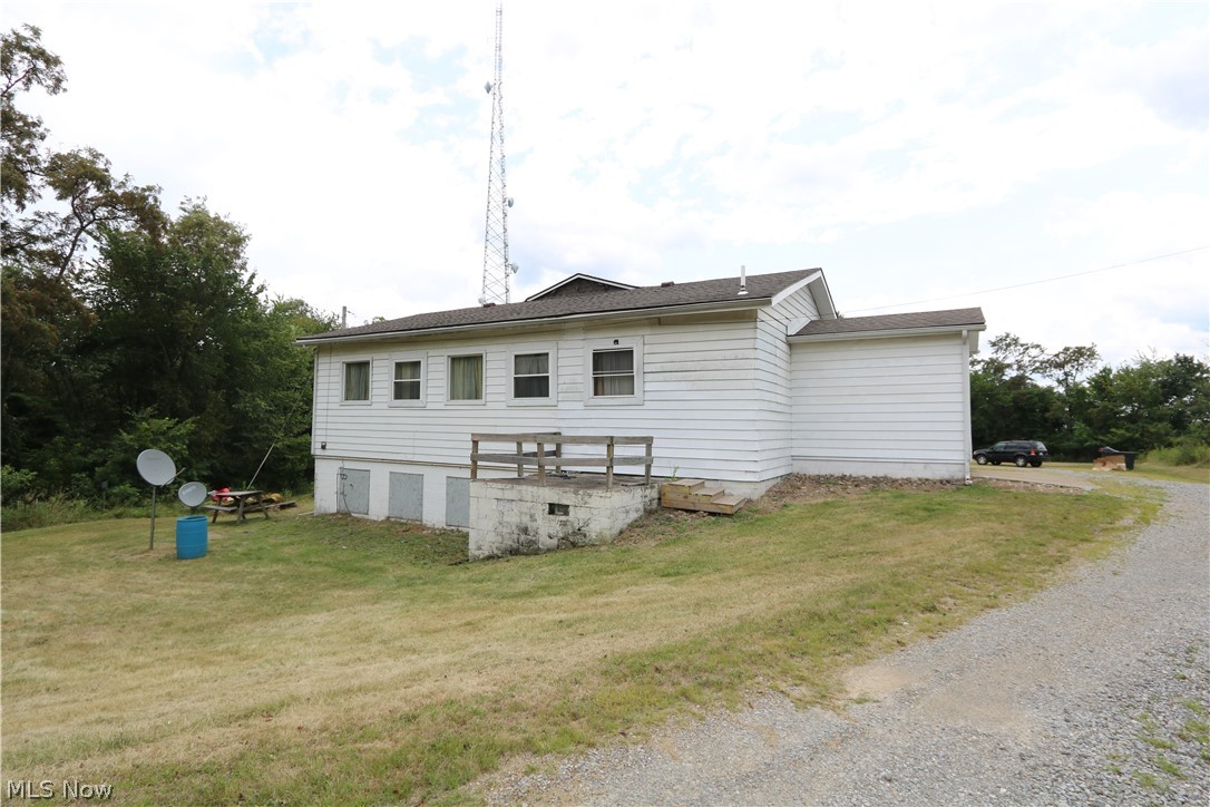 3649 Bloomfield Road Cambridge, OH 43725 - Photo 2 of 30 Gallery Image 2