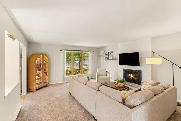 $298,500 | 134 Birnamwood Drive, Burnsville, MN 55337