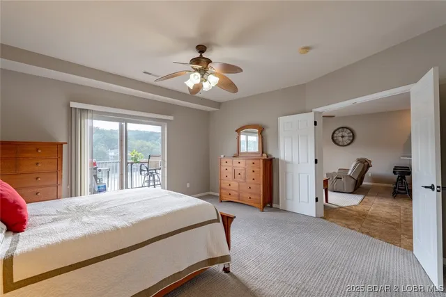 $369,900 | 166 Oak Harbor Drive, Unit 4A, Camdenton, MO 65020