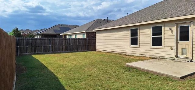 $1,800 | 1809 Prairie View Drive, Princeton, TX 75407