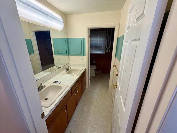 $4,000 | 3 Wood Road, Middletown, RI 02842