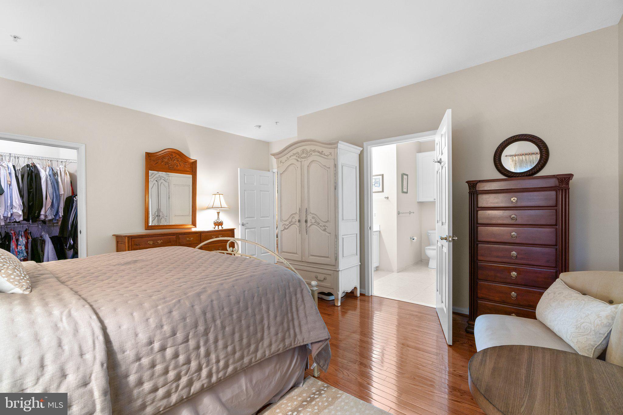 4407 Summer Grape Road, Unit 4407 Pikesville, MD 21208 - Photo 19 of 31 Primary Bedroom