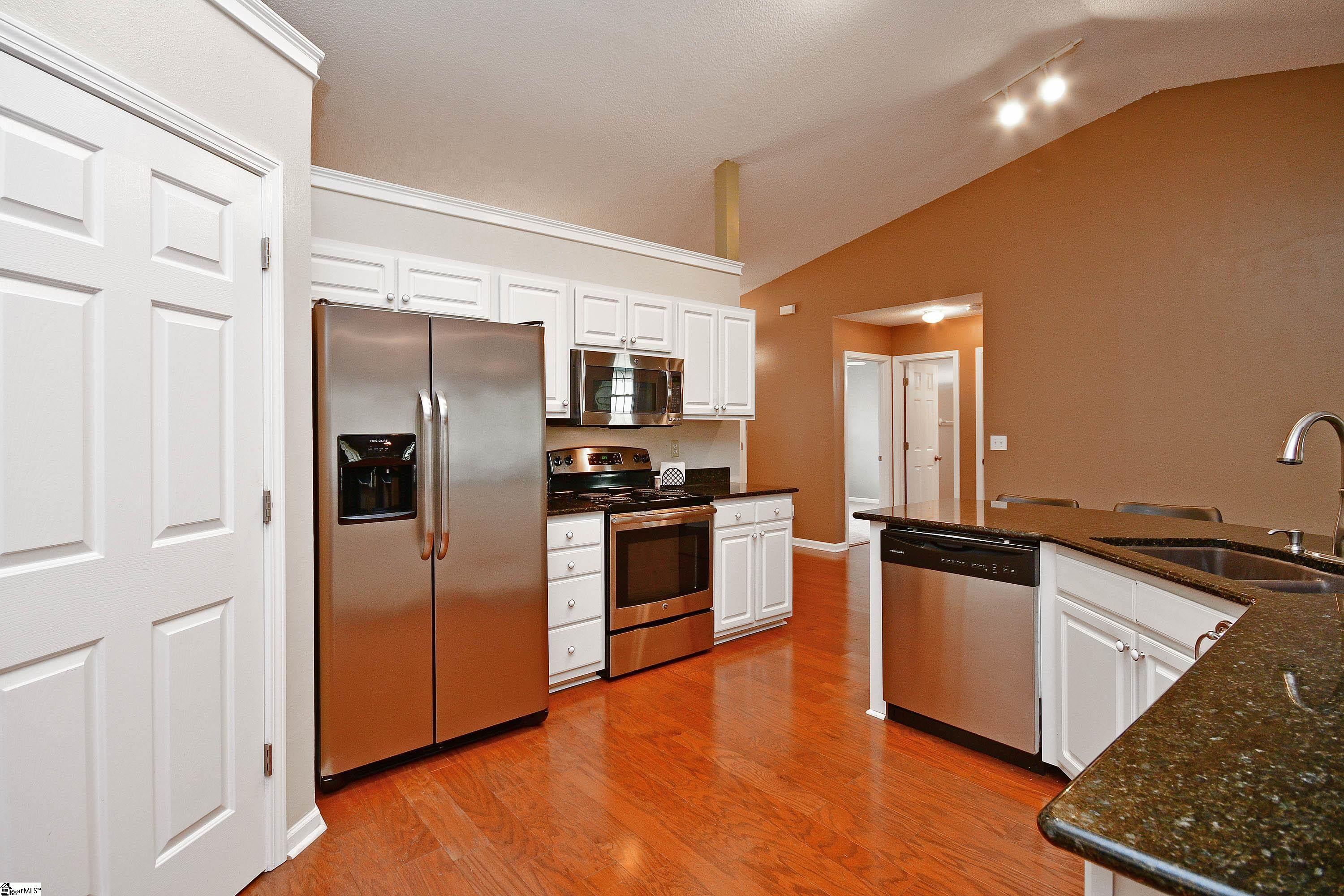 205 High Ridge Court Easley, SC 29642 - Photo 12 of 36 Gallery Image 12