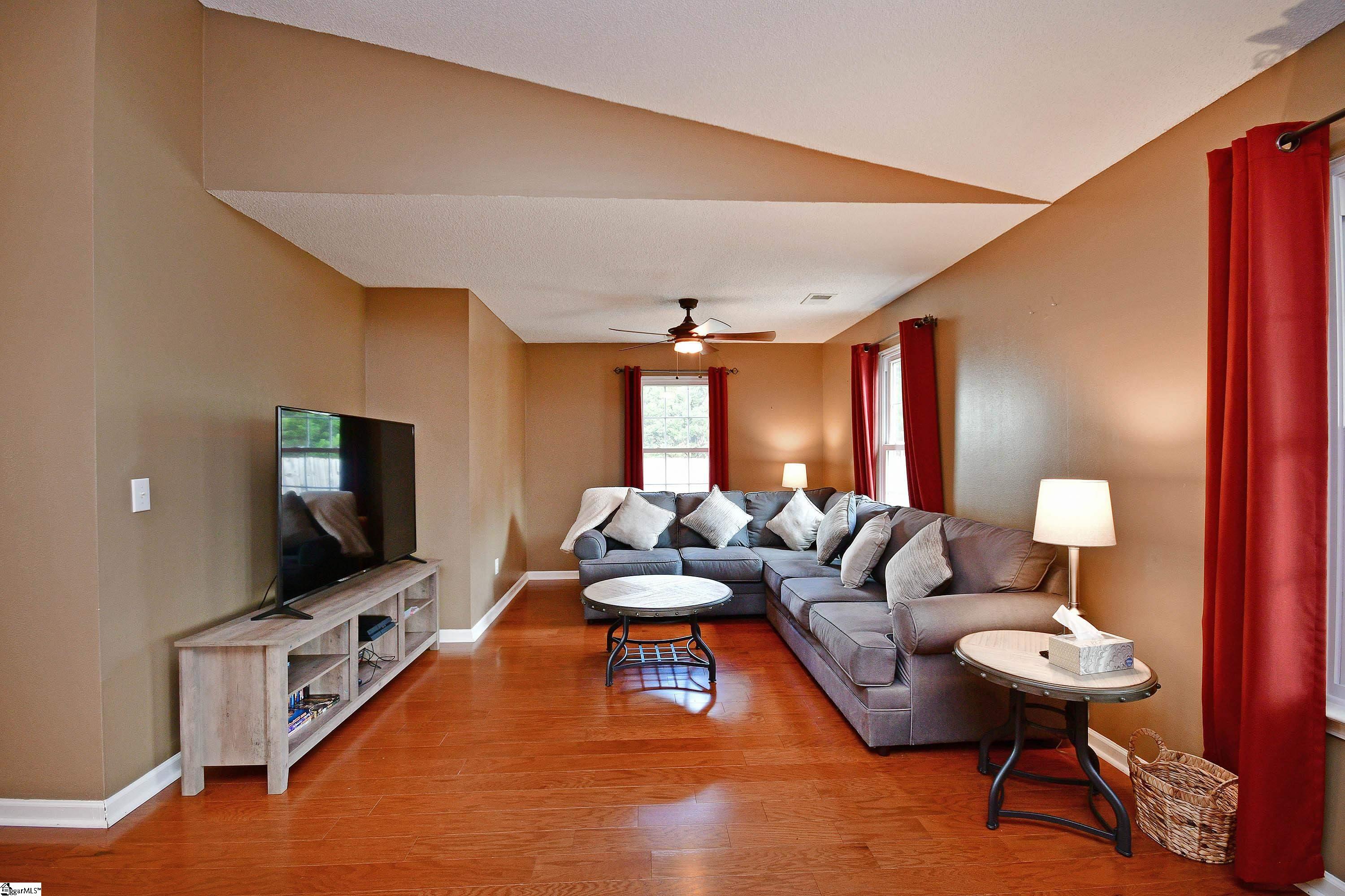 205 High Ridge Court Easley, SC 29642 - Photo 13 of 36 Gallery Image 13