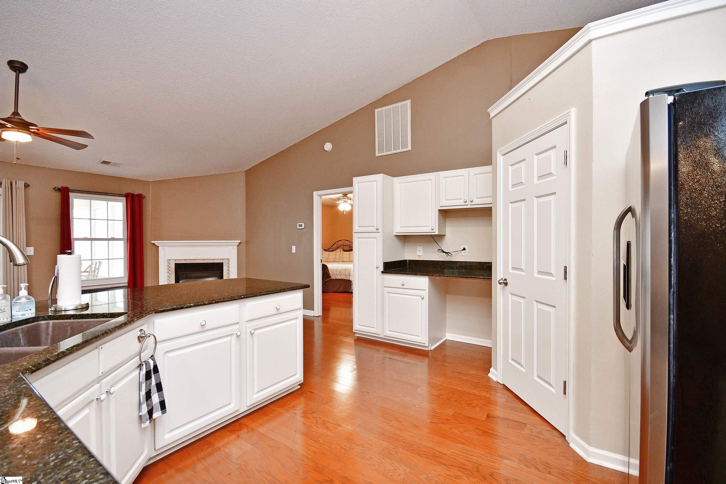 205 High Ridge Court Easley, SC 29642 - Photo 10 of 36 Gallery Image 10