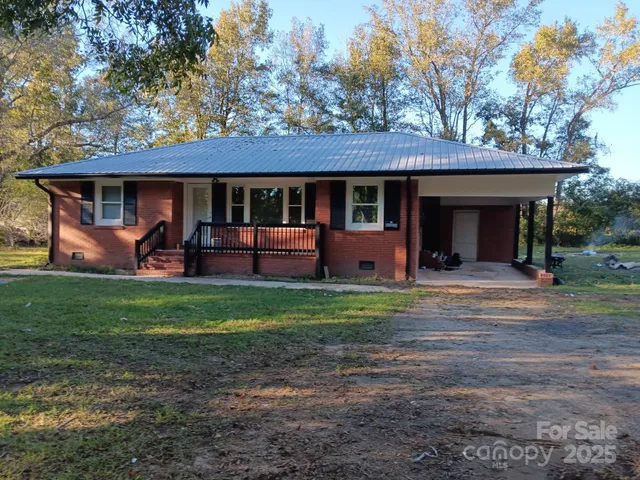 $160,000 | 1522 Mary C Road, St. Pauls, NC 28384