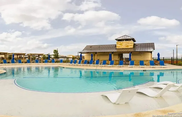 $1,800 | 10907 Balmorhea, San Antonio, TX 78252