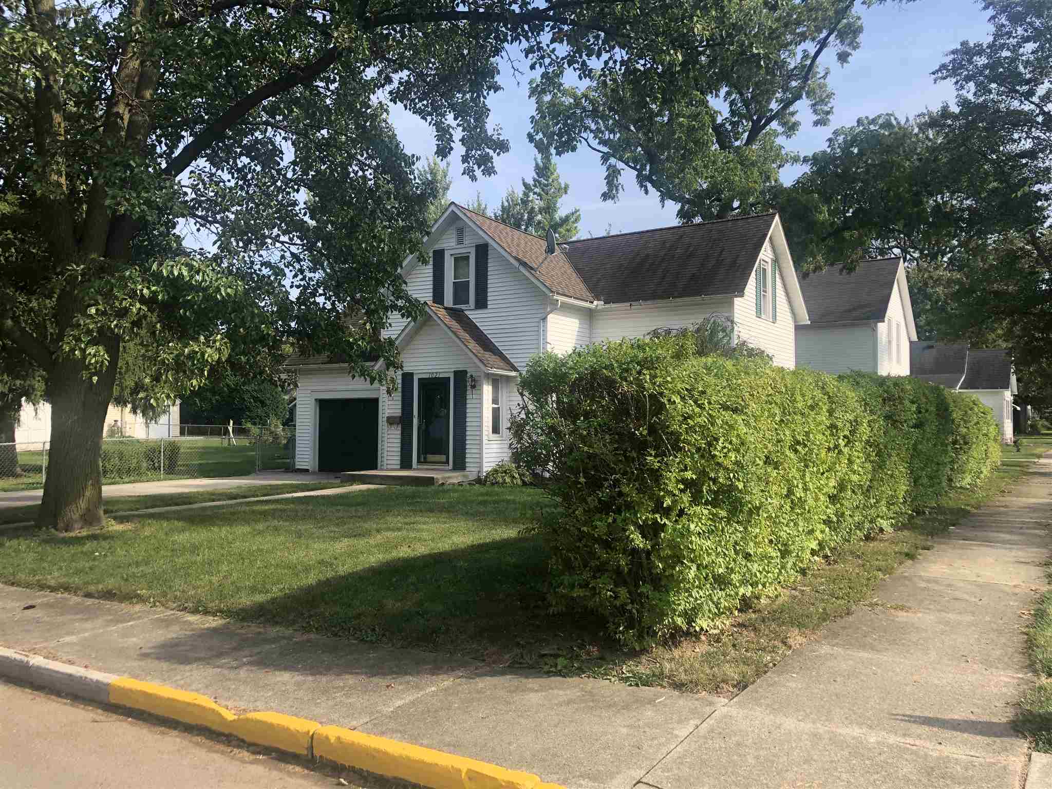 1021 Madison Street Decatur, IN 46733 - Photo 4 of 26