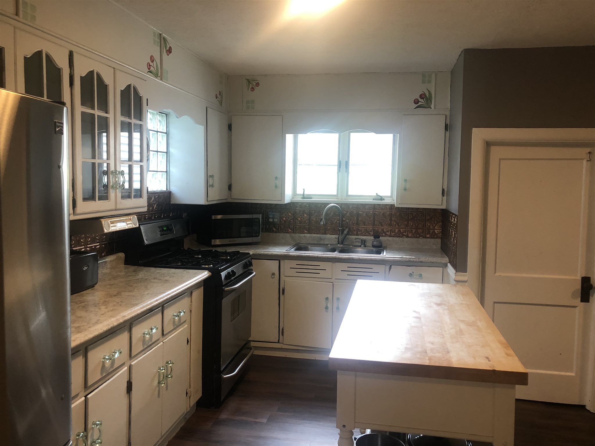 1021 Madison Street Decatur, IN 46733 - Photo 10 of 26