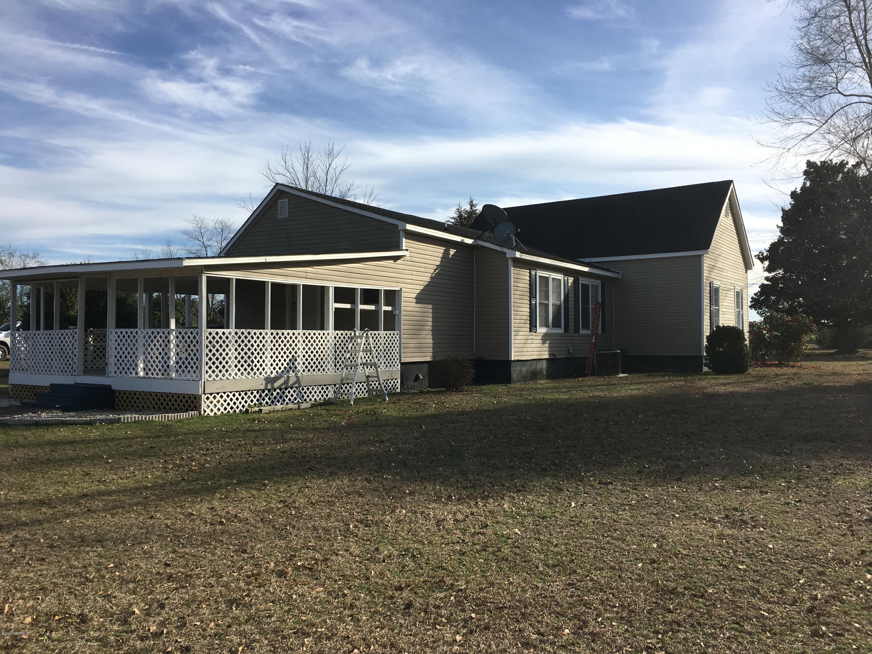 3641 Ozzie Road Clinton, NC 28328 - Photo 2 of 21 IMG_9723