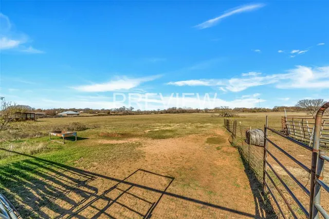 $1,080,000 | 975 Walnut Creek Drive, Springtown, TX 76082