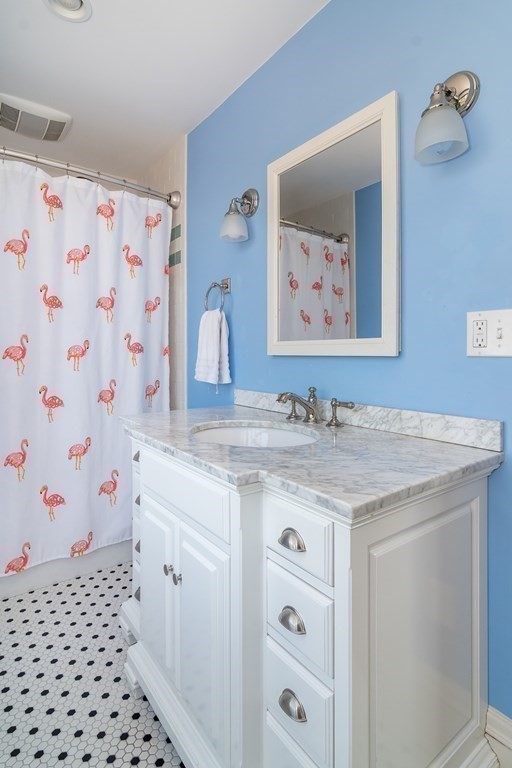 54 Abbott Road Wellesley, MA 02481 - Photo 18 of 25