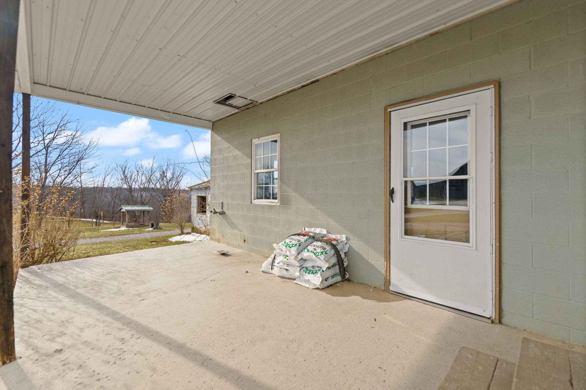 966 Oak Ridge Road Tollesboro, KY 41189 - Photo 18 of 77 12-web-or-mls-118A0249