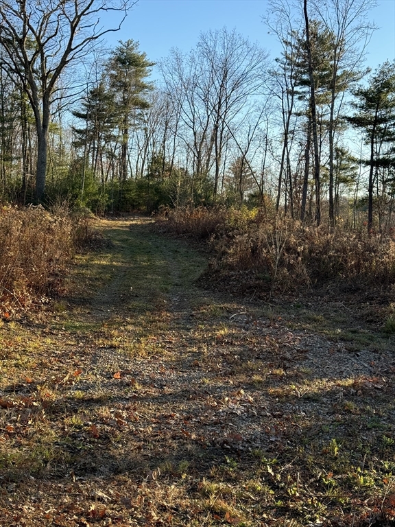 138 Ragged Hill Road West Brookfield, MA 01585 - Photo 12 of 21