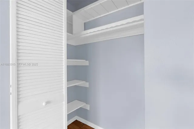 $1,495 | 1300 Northeast 191st Street, Unit A202, Miami, FL 33179