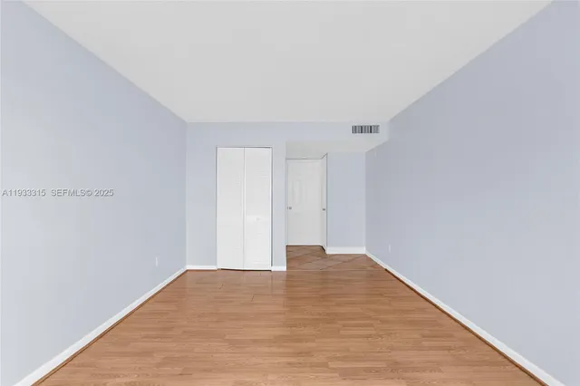 $1,495 | 1300 Northeast 191st Street, Unit A202, Miami, FL 33179
