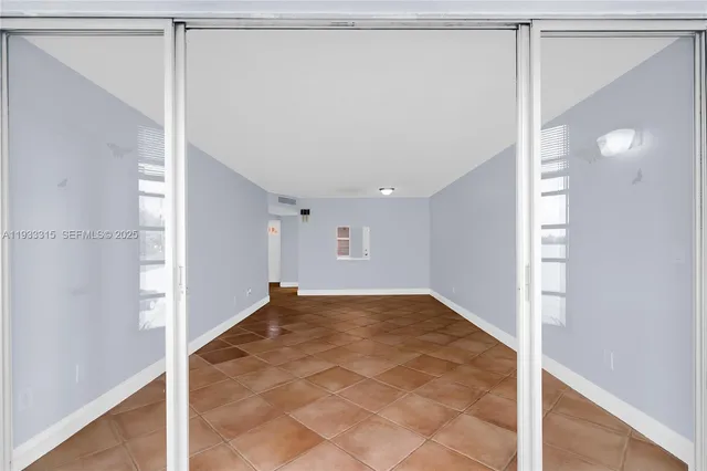 $1,495 | 1300 Northeast 191st Street, Unit A202, Miami, FL 33179