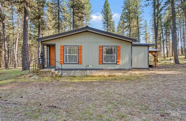 $389,900 | 35 Hiatt Circle, Idaho City, ID 83631