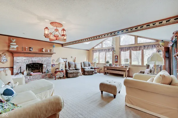 $300,000 | 7 Chapman Court, Greenfield, IN 46140