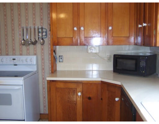 287 Ashby State Road Fitchburg, MA 01420 - Photo 4 of 17 Gallery Image 4