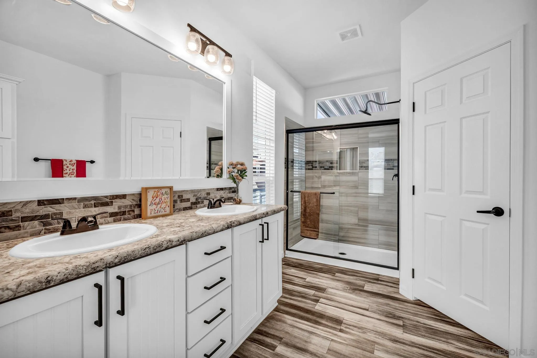 11949 Riverside Drive, Unit 21 Lakeside, CA 92040 - Photo 17 of 26 Gallery Image 17