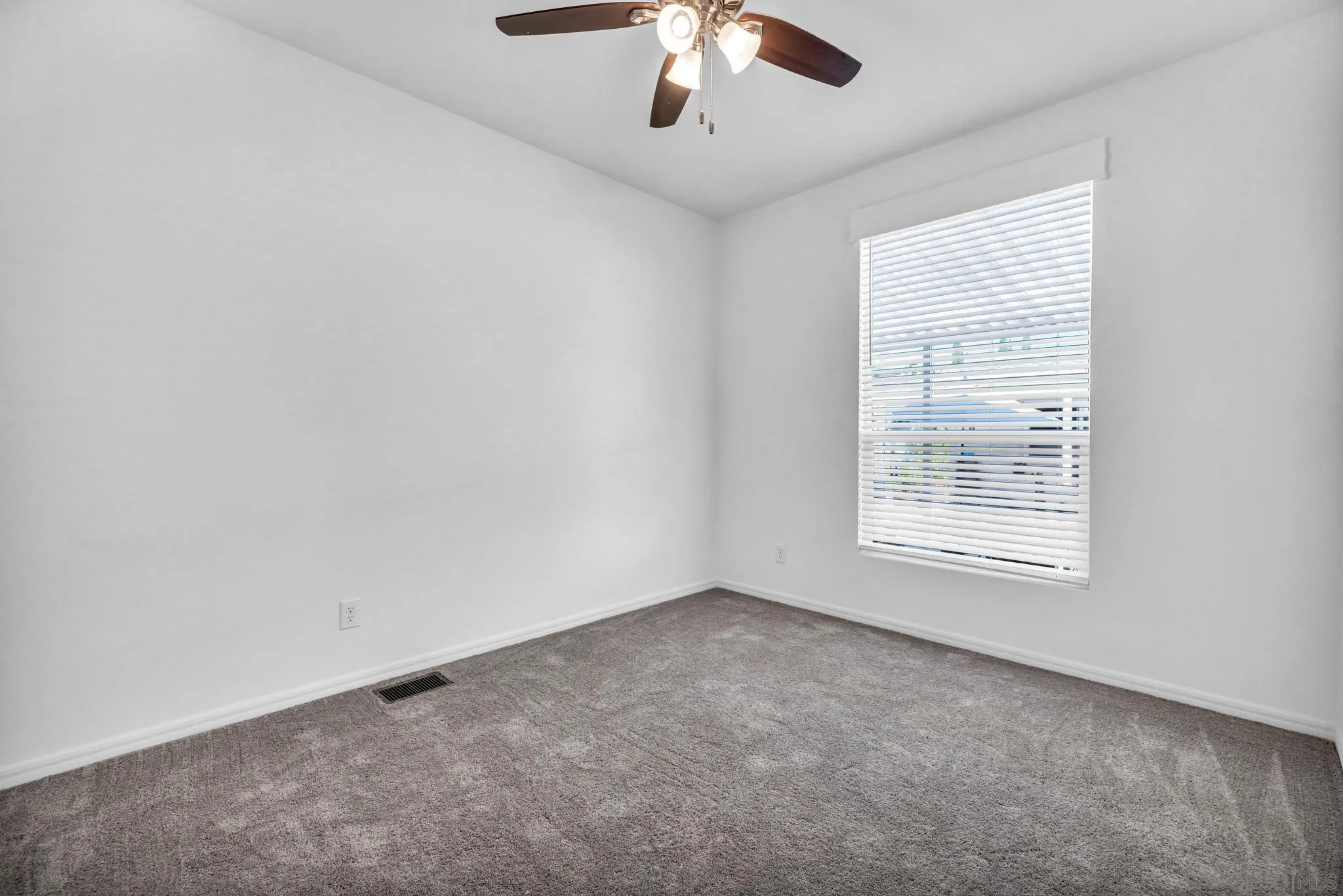 11949 Riverside Drive, Unit 21 Lakeside, CA 92040 - Photo 24 of 26 Gallery Image 24