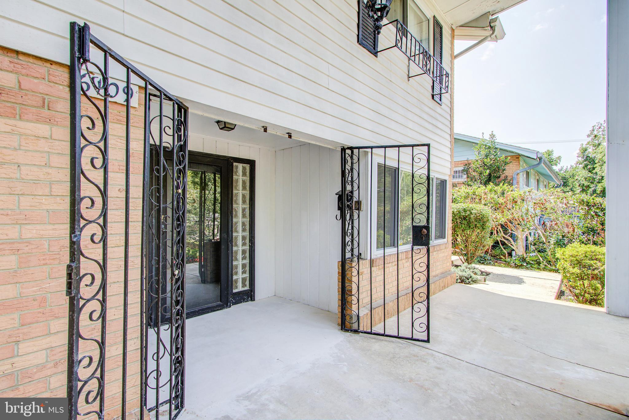 6109 Montrose Road Cheverly, MD 20785 - Photo 3 of 29 Front Exterior Entry