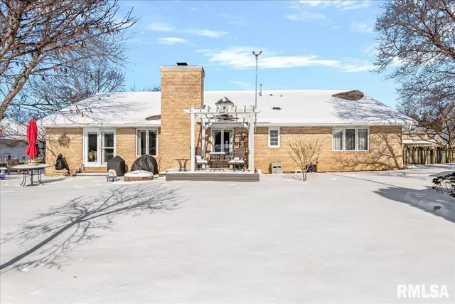 $365,000 | 2612 Cedar Pond Drive, Springfield, IL 62702