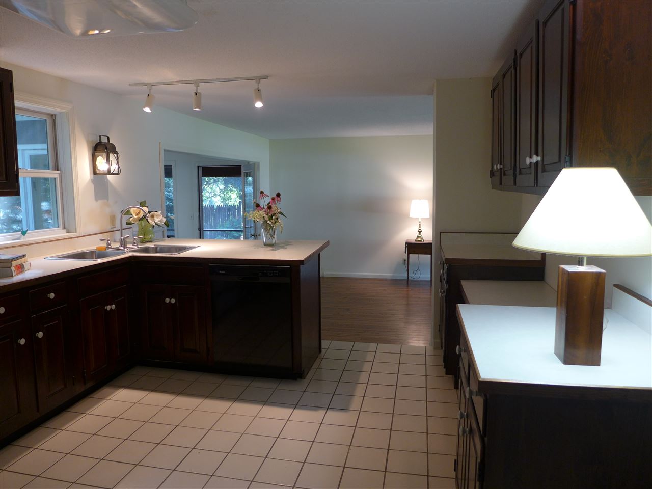 378 Martindale Road Shelburne, VT 05482 - Photo 3 of 37 Gallery Image 3
