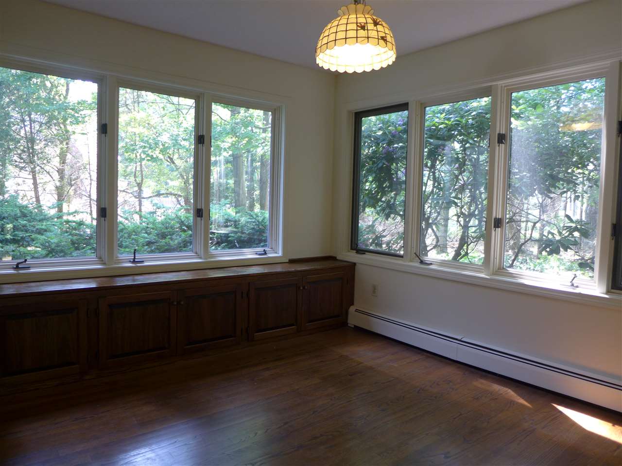 378 Martindale Road Shelburne, VT 05482 - Photo 8 of 37 Gallery Image 8