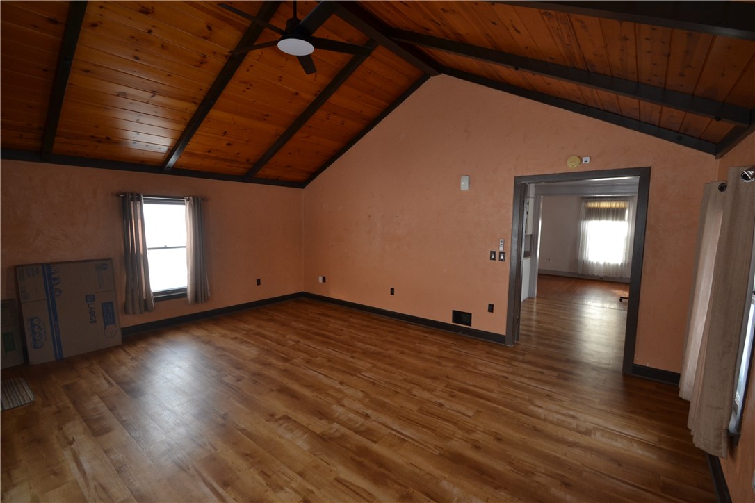 219 East Jackson Street Palmyra, NY 14522 - Photo 14 of 40 rear family room