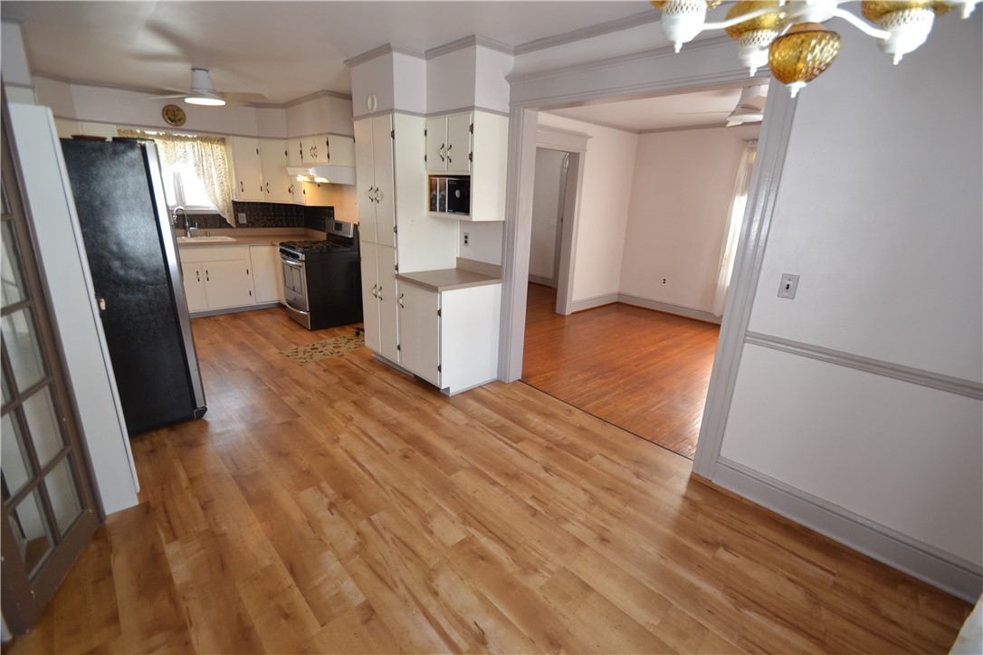 219 East Jackson Street Palmyra, NY 14522 - Photo 18 of 40 Kitchen