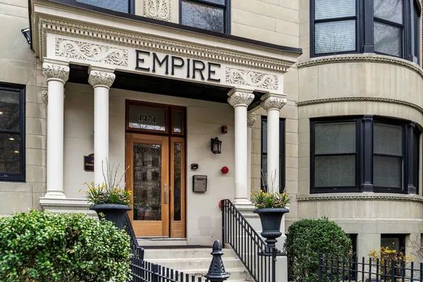 $1,750,000 | 1471 Beacon Street, Unit 10(PH), Brookline, MA 02446