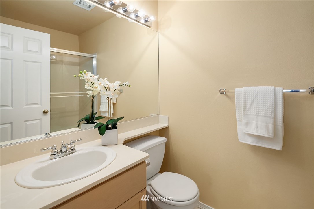 526 Elma Place Northeast Renton, WA 98059 - Photo 15 of 18 Gallery Image 15